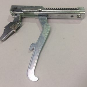 0045001051 Door hinge- chef simpson westinghouse (Single Hinge)