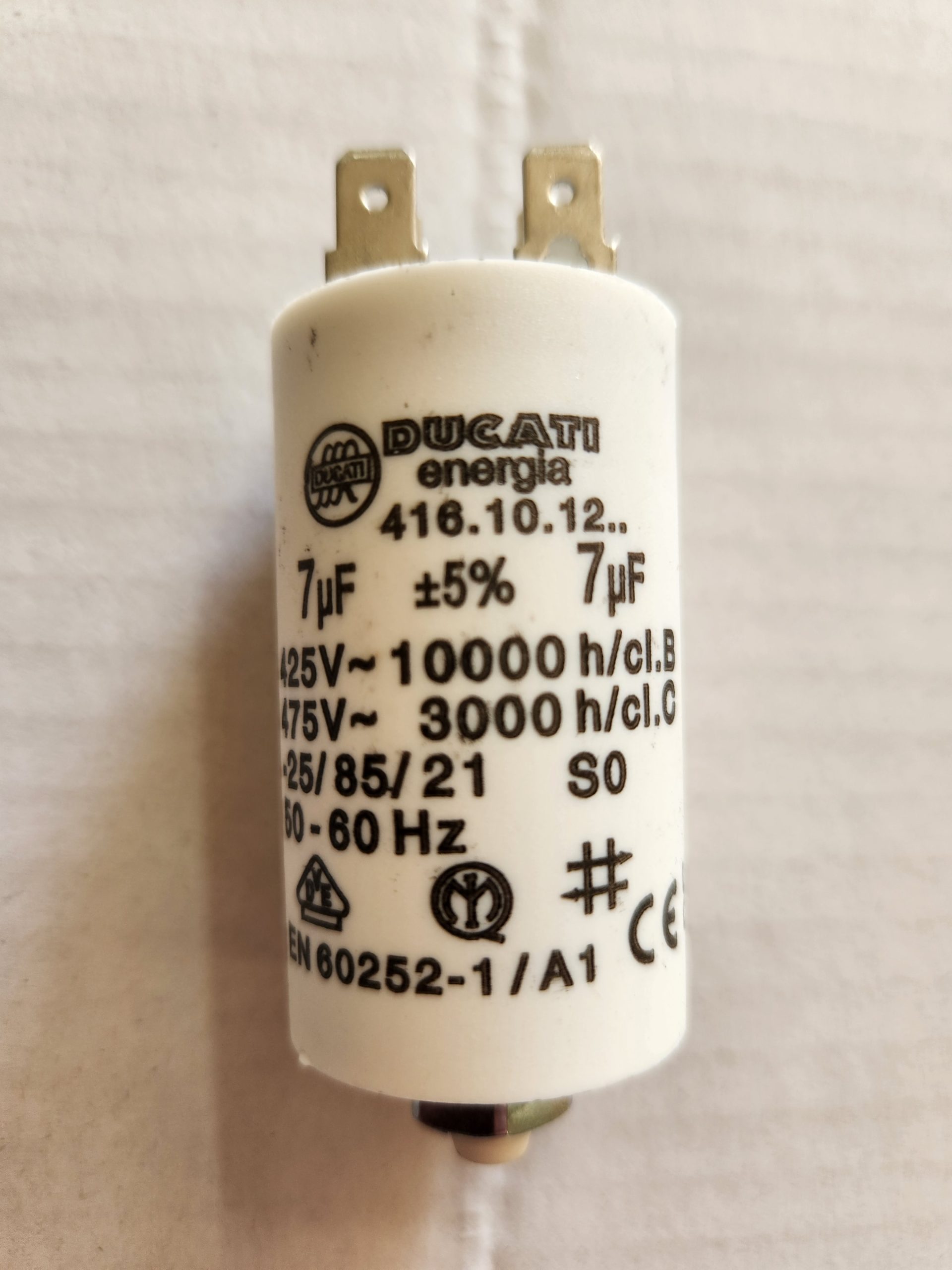 7UF Start Run Capacitor with 4 Terminals