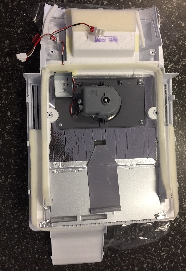 *SOILED STOCK* DA97-07621B Samsung Fridge Evaporator Cover Assembly - Image 3