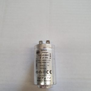 7UF Metal Capacitor with 2 Terminals